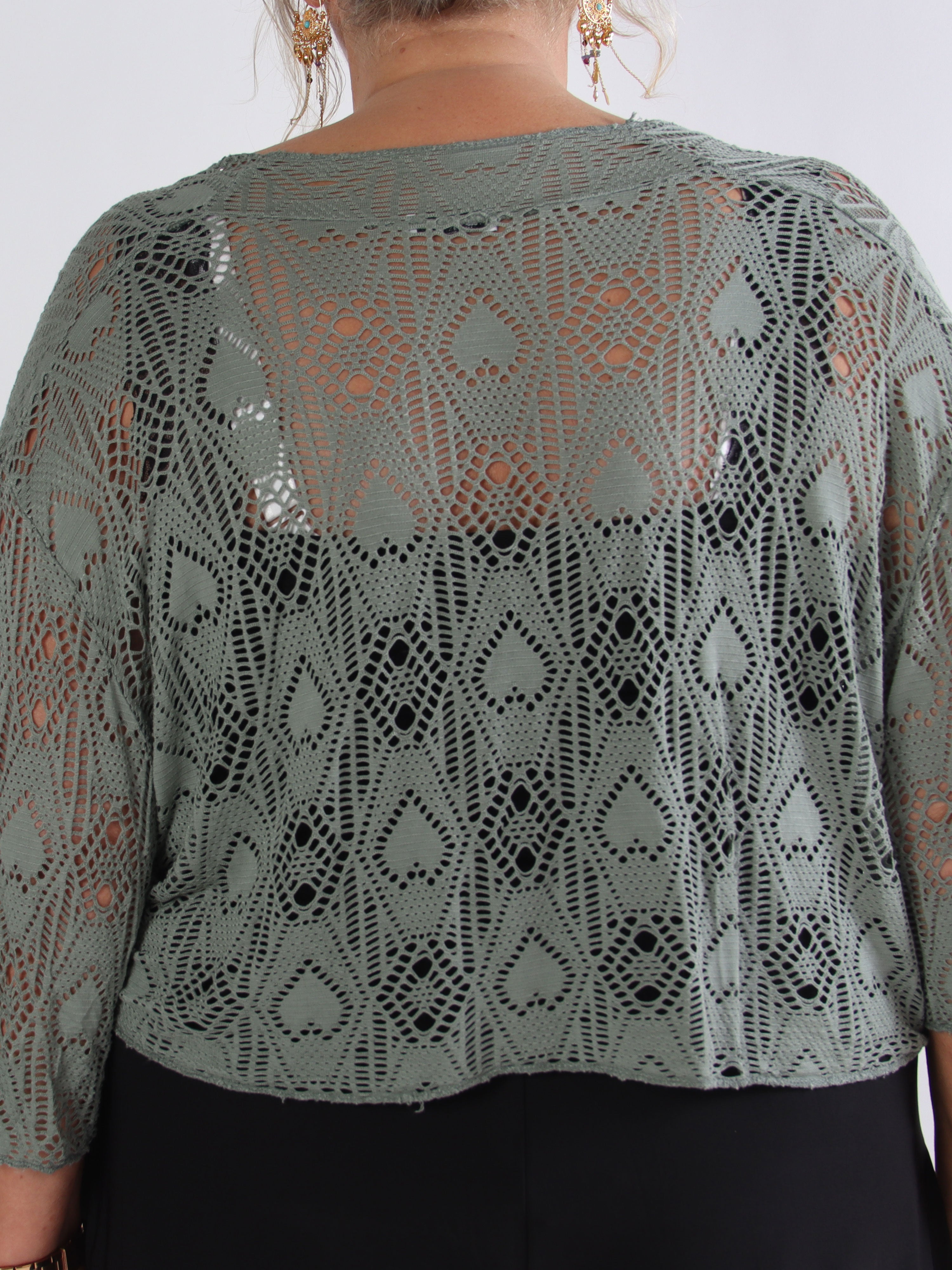 Elly - Let plus size cardigan i viskose med hulmønster
